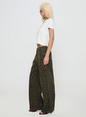 Briony Low Rise Wide Leg Jean Leopard